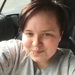 Meet your Posher, Elena